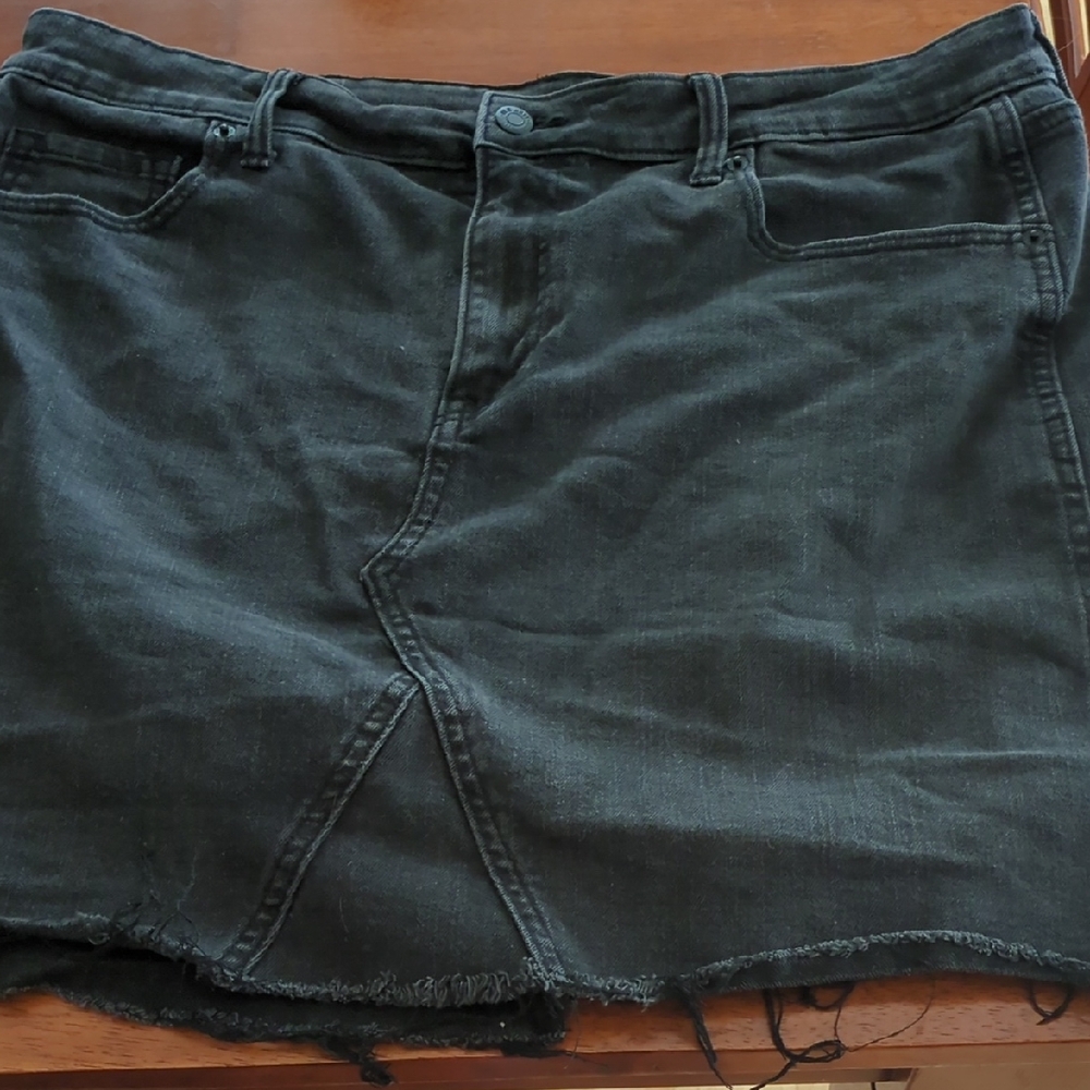 Old Navy Black Denim Skirt